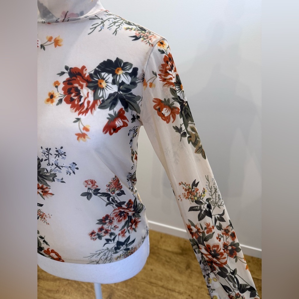 Lee Cooper Fairy Grunge Mesh Mockneck Floral Top size Medium Y2K Bohemian Sheer - Picture 7 of 11